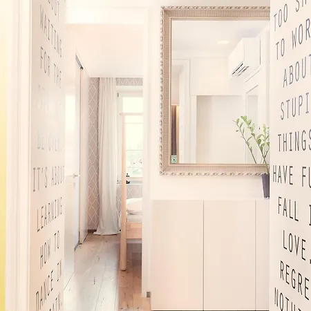 Sweet Home_designer's Flat/stylish/comfort
